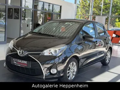 Usata Toyota Yaris Edition-S 69 CV (50 kW) 2016 Nero Berlina