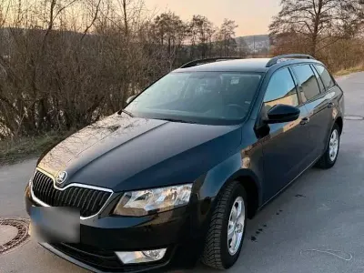 Gebraucht Skoda Octavia Ambition 110 PS (80 kW) 2017 Schwarz Kombi