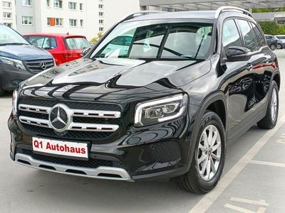 Mercedes GLB180