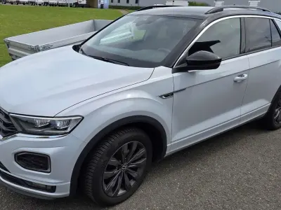 Gebraucht VW T-Roc Sport 150 PS (110 kW) 2021 White silver metallic SUV