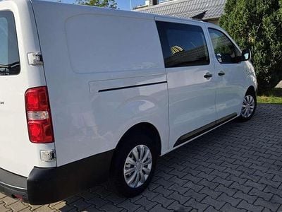Gebraucht Peugeot Expert 163 PS (119 kW) 2017 Van