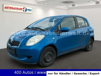 Usata Toyota Yaris Sol 87 CV (63 kW) 2006 Blu Berlina