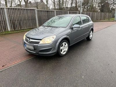 Gebraucht Opel Astra 90 PS (66 kW) 2008 Limousine