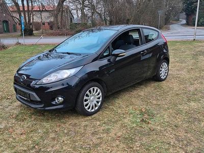 Gebraucht Ford Fiesta 60 PS (44 kW) 2011 Schwarz Kleinwagen