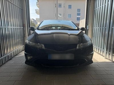 Second-hand Honda Civic 140 CP (102 kW) 2006 Negru Hatchback