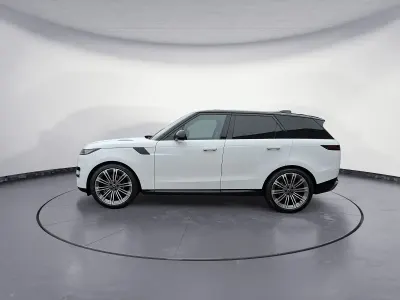 Gebraucht Land Rover Range Rover Sport SE 299 PS (219 kW) 2025 Fuji white SUV