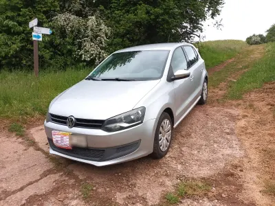 Używany VW Polo 90 KM (66 kW) 2011 Srebrny Hatchback