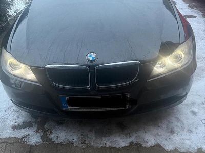 Gebraucht BMW 320 170 PS (125 kW) 2008 Schwarz Kombi