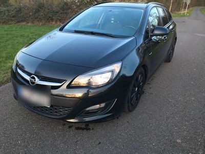 gebraucht Opel Astra 1.6CDTI Steuerkette mit Kupplung bei 145166 KM Neu