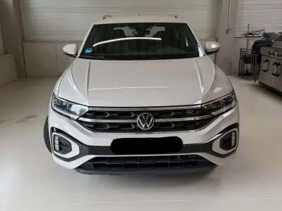 Usata VW T-Roc R-line 110 CV (80 kW) 2024 Grigio SUV