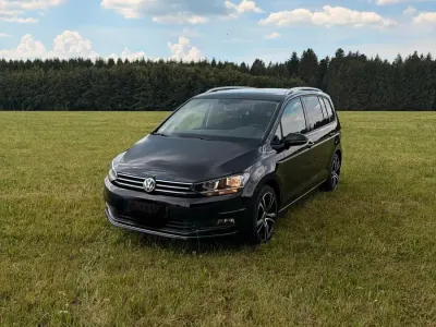 Gebraucht VW Touran 150 PS (110 kW) 2017 Schwarz Van / Kleinbus