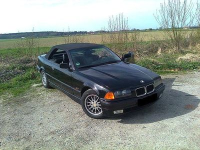Gebraucht BMW 320 Cabriolet 150 PS (110 kW) 1996 Schwarz Cabrio