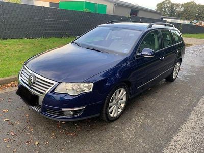 Blau Gebraucht 2006 VW Passat Kombi | 2.350 € (Fairer Preis)