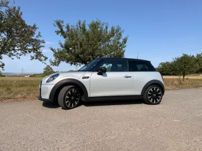 Gebraucht Mini Cooper SE 135 kW (184 PS) 2022 Silber Kleinwagen