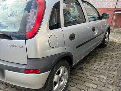 Gebraucht Opel Corsa 75 PS (55 kW) 2001 Silber Kleinwagen