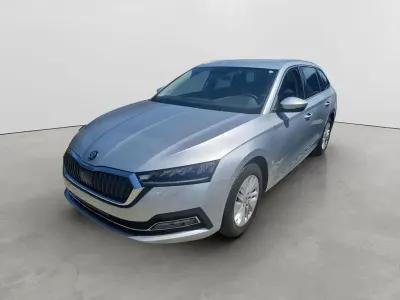 Gebraucht Skoda Octavia Family 110 PS (80 kW) 2024 Brilliantsilber metallic Kombi
