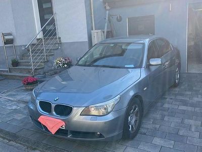 Gebraucht BMW 520 170 PS (125 kW) 2004 Grau Limousine
