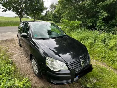 Gebraucht VW Polo 64 PS (47 kW) 2005 Schwarz Kleinwagen