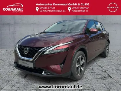 Gebraucht Nissan Qashqai N-Connecta 158 PS (116 kW) 2022 Burgundy SUV