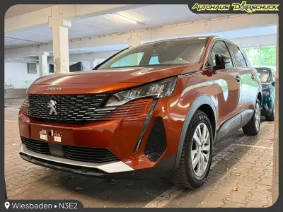 Gebraucht Peugeot 5008 131 PS (96 kW) 2022 Braun SUV