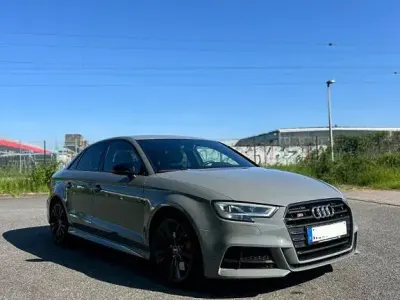Gebraucht Audi S3 Sport 300 PS (220 kW) 2019 Grau Limousine