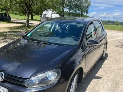 Gebraucht VW Golf VI Comfortline 122 PS (89 kW) 2010 Schwarz Kleinwagen