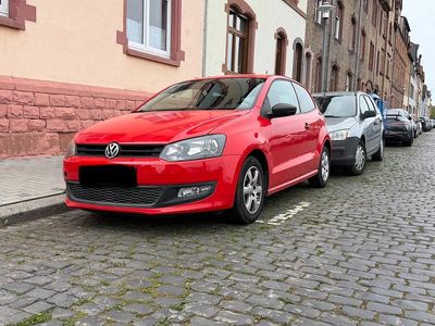 Gebraucht VW Polo 60 PS (44 kW) 2010 Rot Kleinwagen