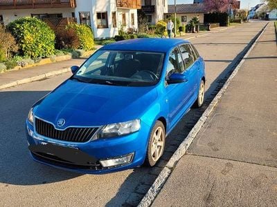 Second-hand Skoda Rapid Ambition 86 CP (63 kW) 2015 Albastru Hatchback