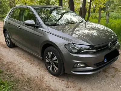 Używany VW Polo Comfortline 95 KM (69 kW) 2021 Szary Hatchback