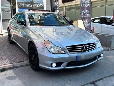 Silber Gebraucht 2007 Mercedes CLS500 Limousine | 11.500 €