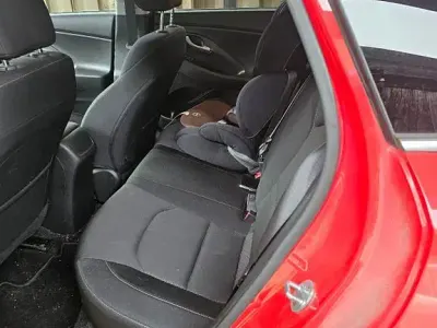 Gebraucht Hyundai i30 Style 120 PS (88 kW) 2017 Schwarz Limousine