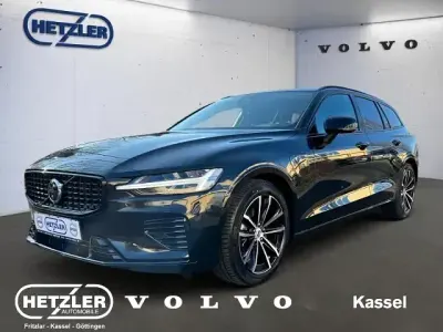 Gebraucht Volvo V60 Plus 146 PS (107 kW) 2025 Schwarz Kombi