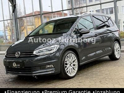 Grau Gebraucht 2019 VW Touran Highline Van / Kleinbus | 23.980 € (Etwas zu teuer)
