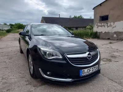 Gebraucht Opel Insignia Business 136 PS (100 kW) 2016 Schwarz Kombi