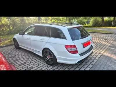 Gebraucht Mercedes C220 AMG 170 PS (125 kW) 2008 Weiß Kombi