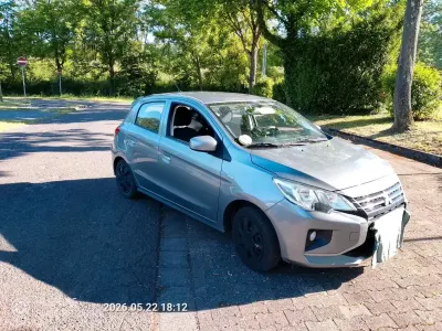Gebraucht Mitsubishi Space Star 71 PS (52 kW) 2022 Grau Kleinwagen