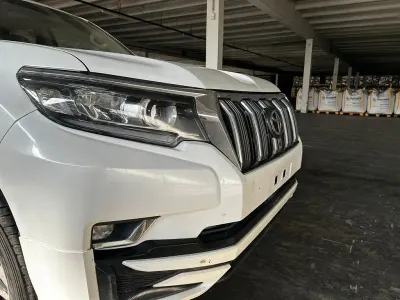Gebraucht Toyota Land Cruiser Prado 163 PS (119 kW) 2015 Weiß SUV