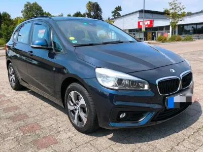 Gebraucht BMW 218 150 PS (110 kW) 2015 Blau Limousine