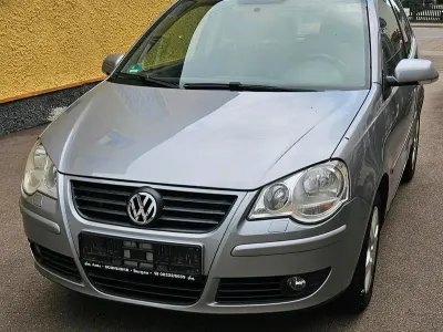 Gebraucht VW Polo 80 PS (58 kW) 2008 Grau Kleinwagen