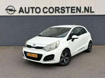Gebraucht Kia Rio 86 PS (63 kW) 2013 Weiß