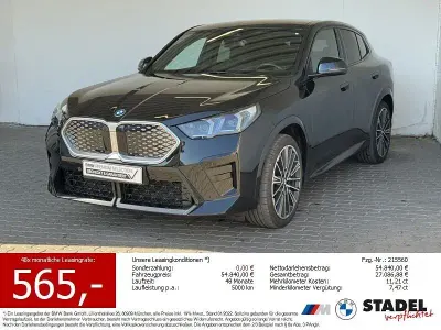 Gebraucht BMW iX2 M Sport 225 kW (306 PS) 2025 Schwarz SUV