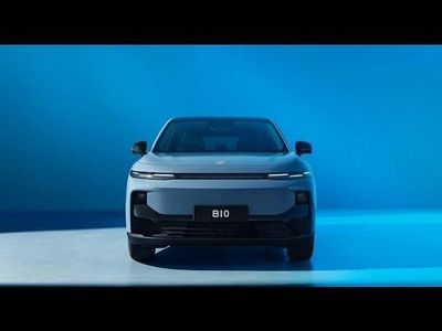 Neu Leapmotor B10 160 kW (218 PS) 2025 Blau SUV