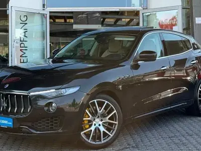 Gebraucht Maserati Levante 349 PS (256 kW) 2017 Schwarz SUV
