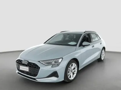 Gebraucht Audi A3 Ambiente 116 PS (85 kW) 2025 Pfeilgrau perleffekt Limousine