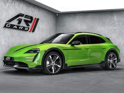 Second-hand Porsche Taycan Cross Turismo 500 kW (680 CP) 2021 Argintiu Berlinǎ