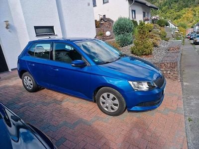 Usata Skoda Fabia 60 CV (44 kW) 2015 Blu Utilitaria