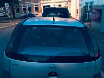 Gebraucht Opel Corsa 75 PS (55 kW) 2001 Silber Kleinwagen