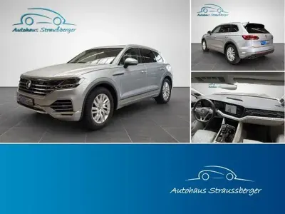 Gebraucht VW Touareg Elegance 286 PS (210 kW) 2019 Silberkeine angabe SUV