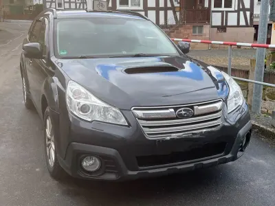 Käytetty Subaru Outback 150 HP (110 kW) 2013 Vihreä Farmari