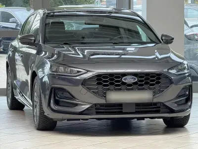 Używany Ford Focus ST-Line X 155 KM (114 kW) 2022 Szary